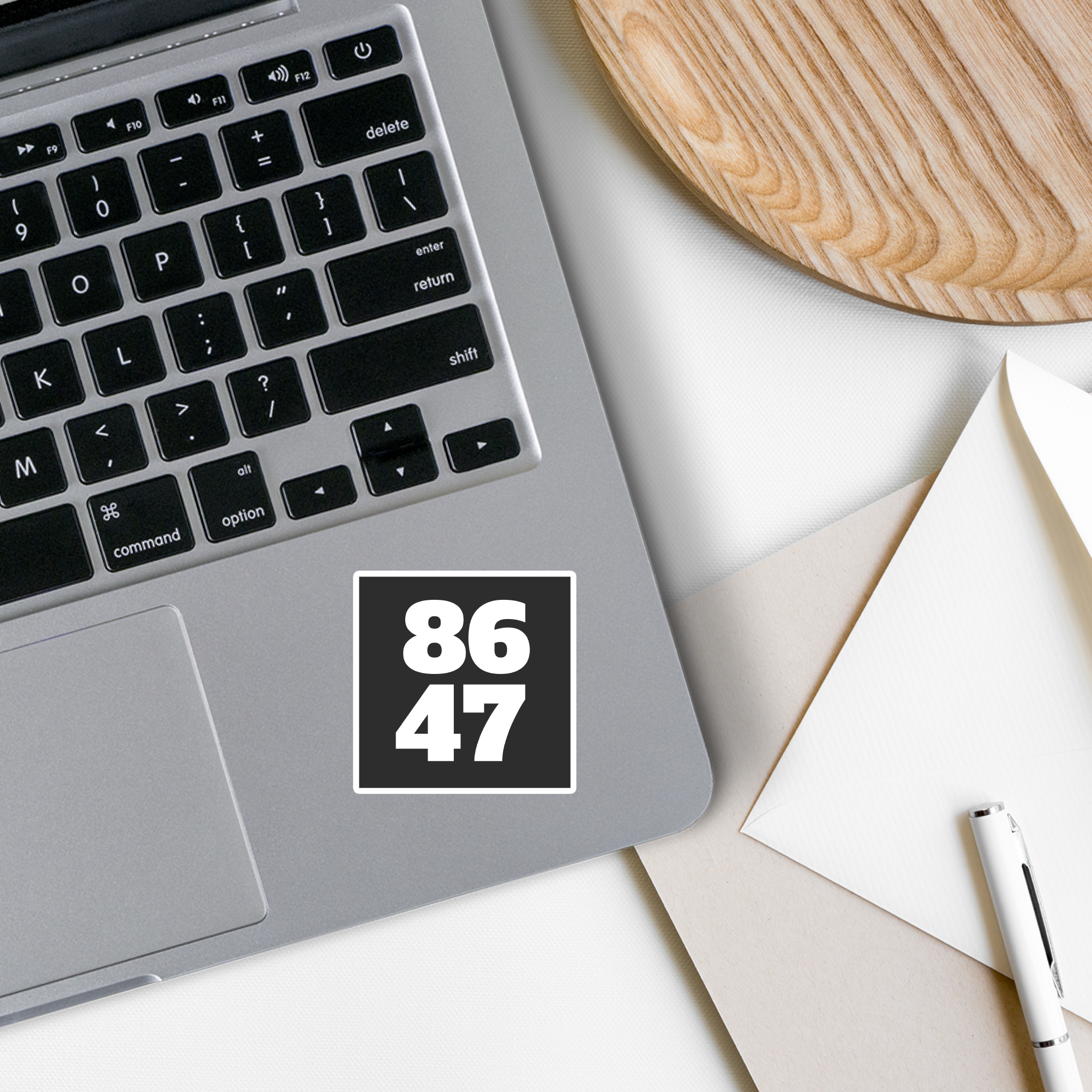 86 47 Sticker