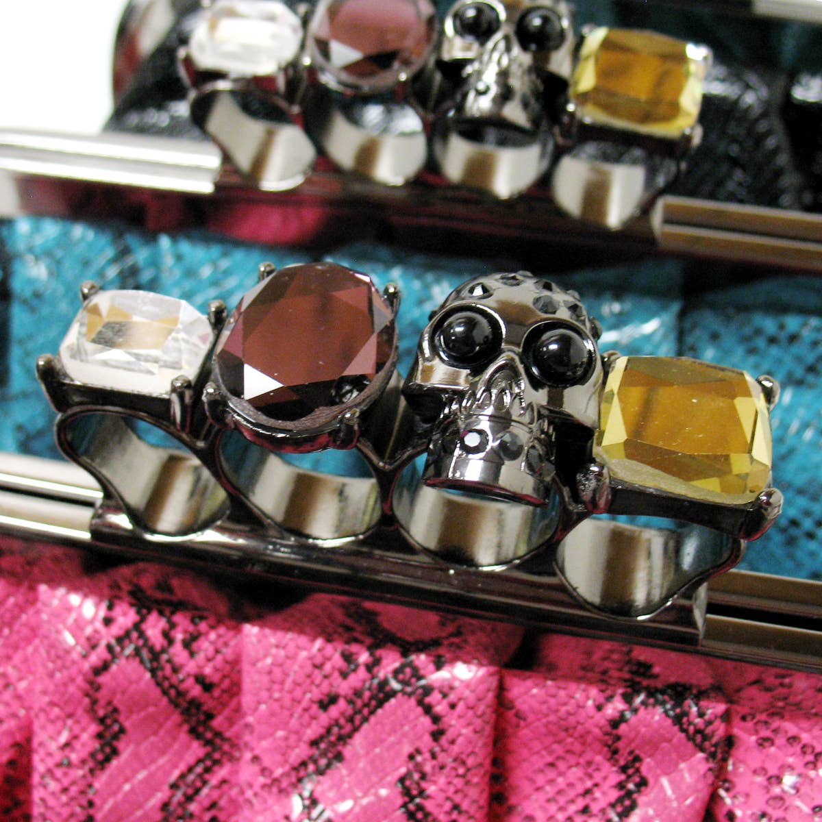 Python Skull Knuckle Clutch